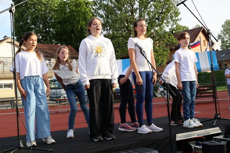 Harmonija generacij (118)
